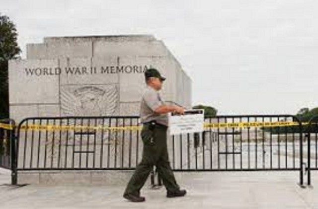 FB.WW II Memorial